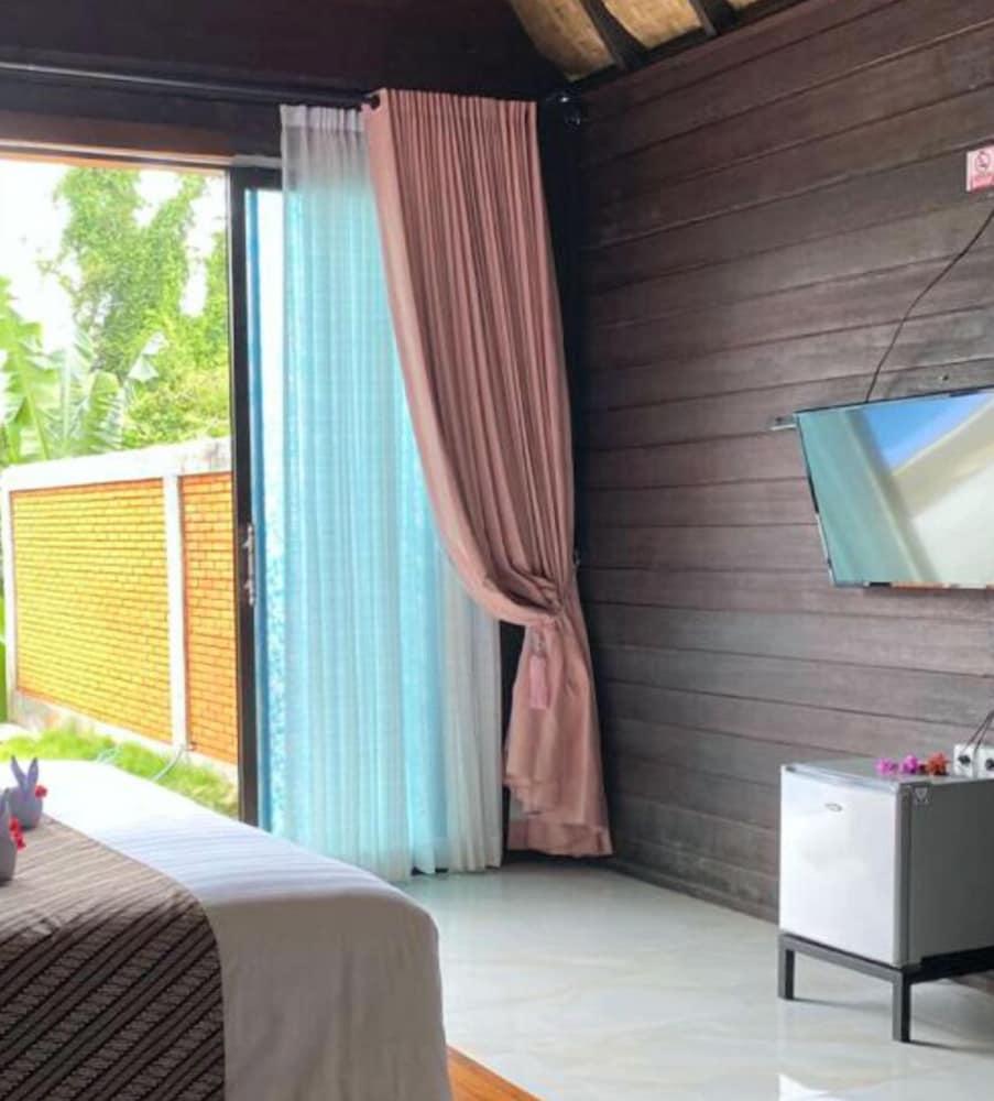 Sri Abi Ratu Villas Sukawati Exteriör bild