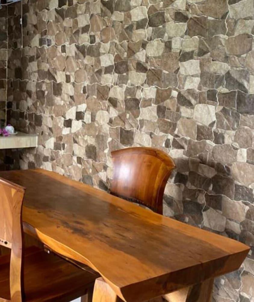 Sri Abi Ratu Villas Sukawati Exteriör bild
