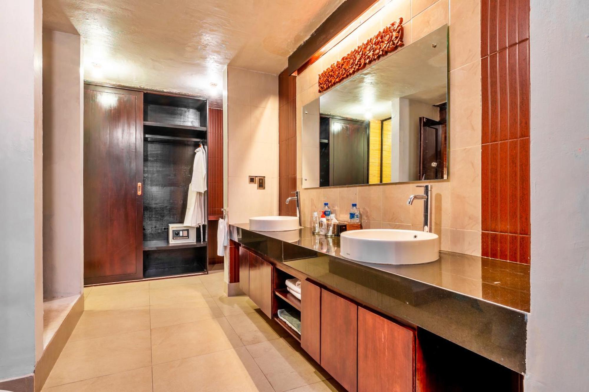 Sri Abi Ratu Villas Sukawati Exteriör bild