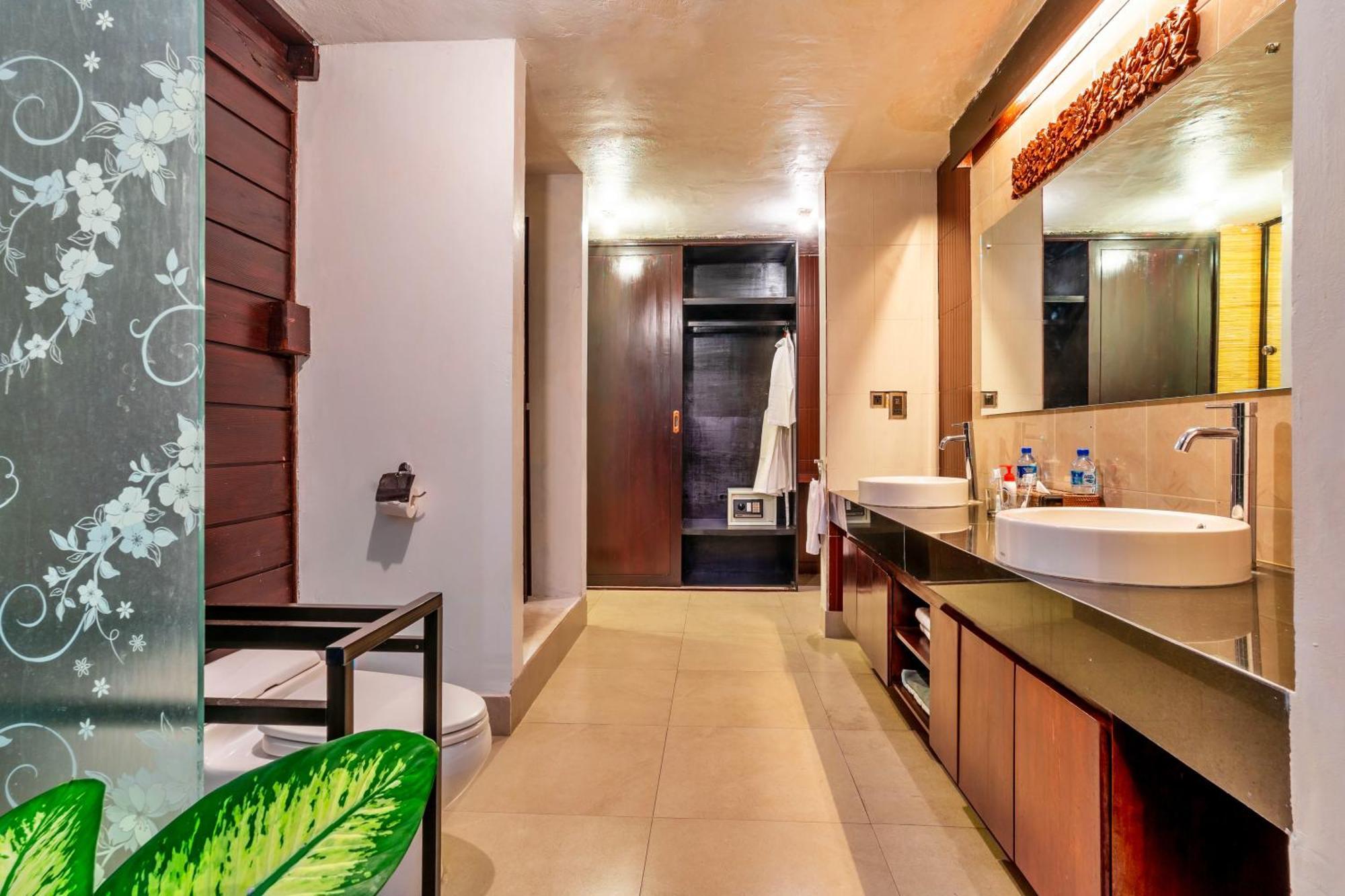 Sri Abi Ratu Villas Sukawati Exteriör bild