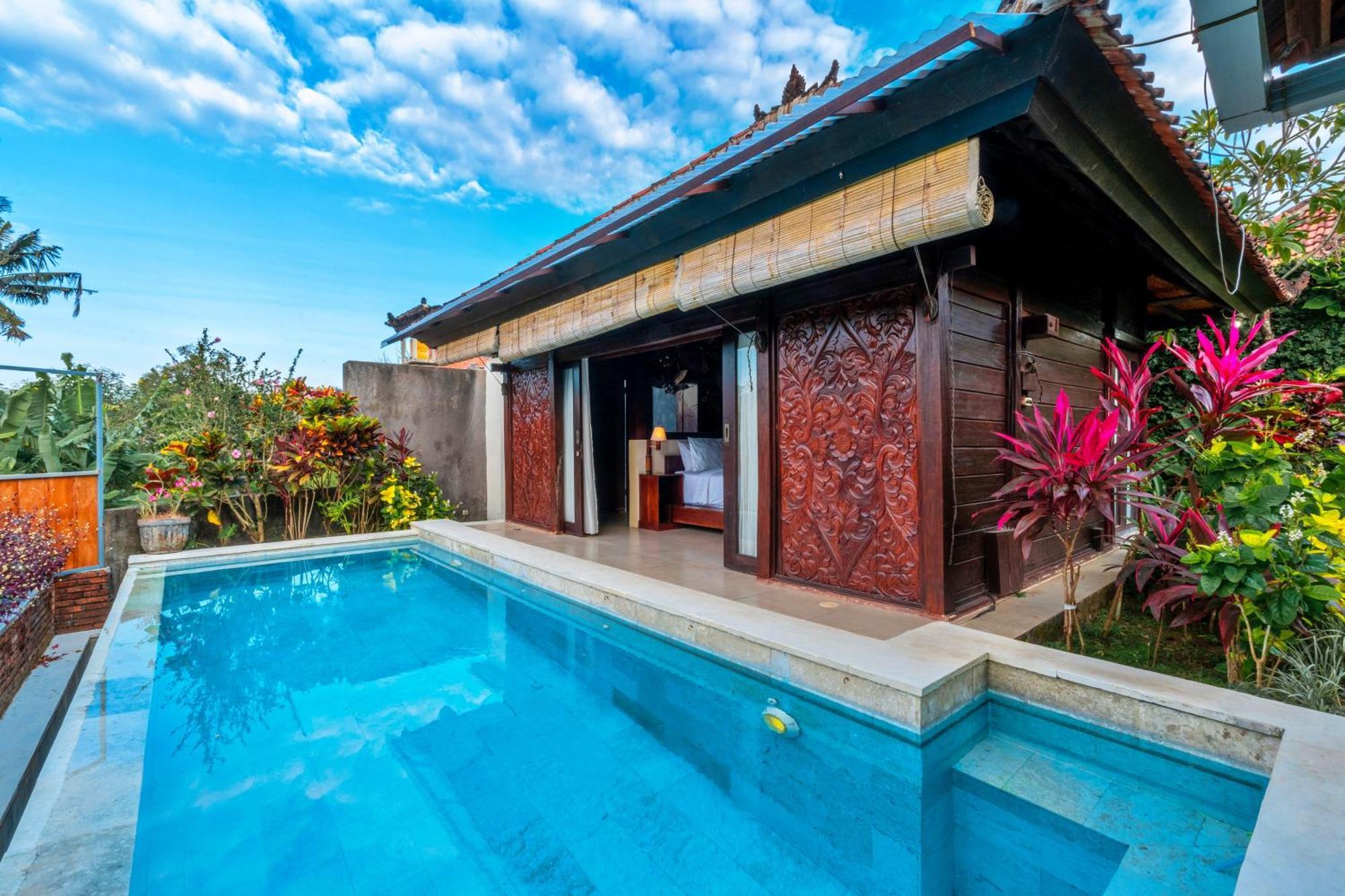 Sri Abi Ratu Villas Sukawati Exteriör bild