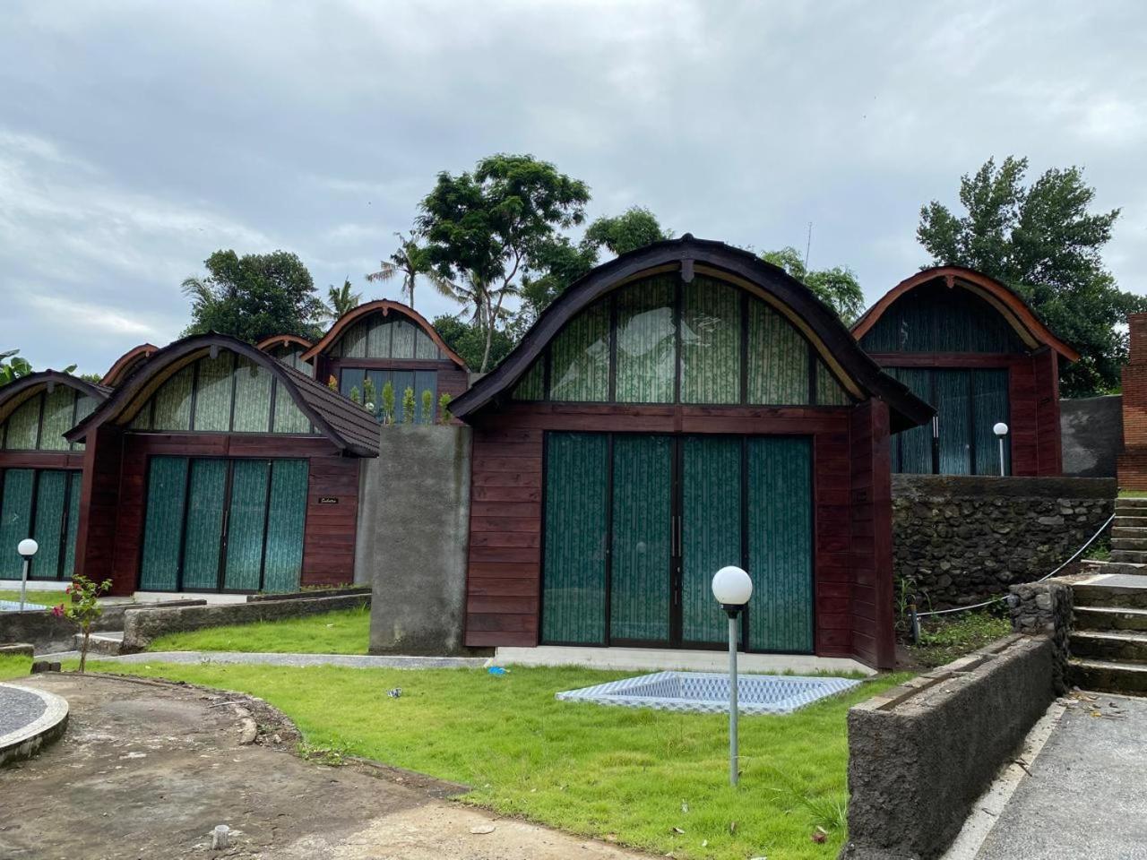 Sri Abi Ratu Villas Sukawati Exteriör bild