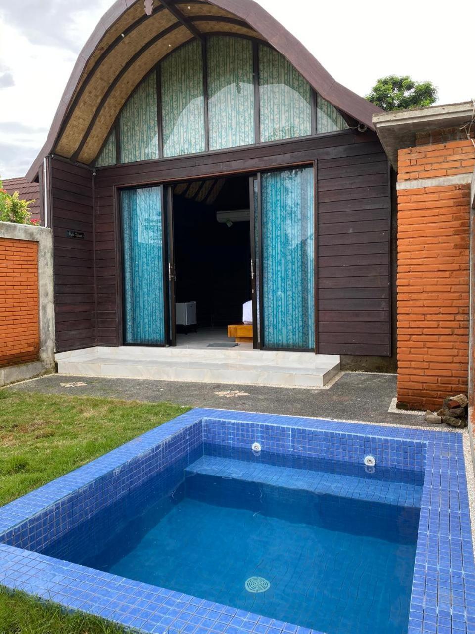 Sri Abi Ratu Villas Sukawati Exteriör bild