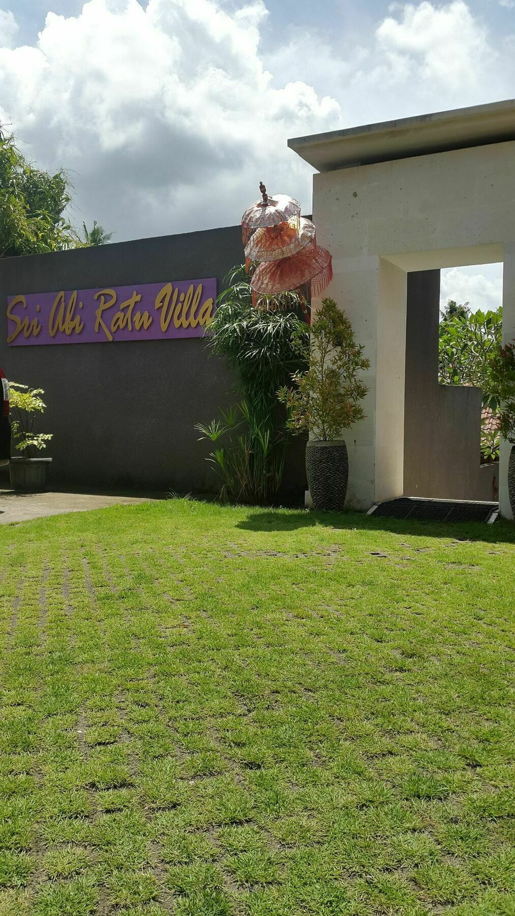 Sri Abi Ratu Villas Sukawati Exteriör bild