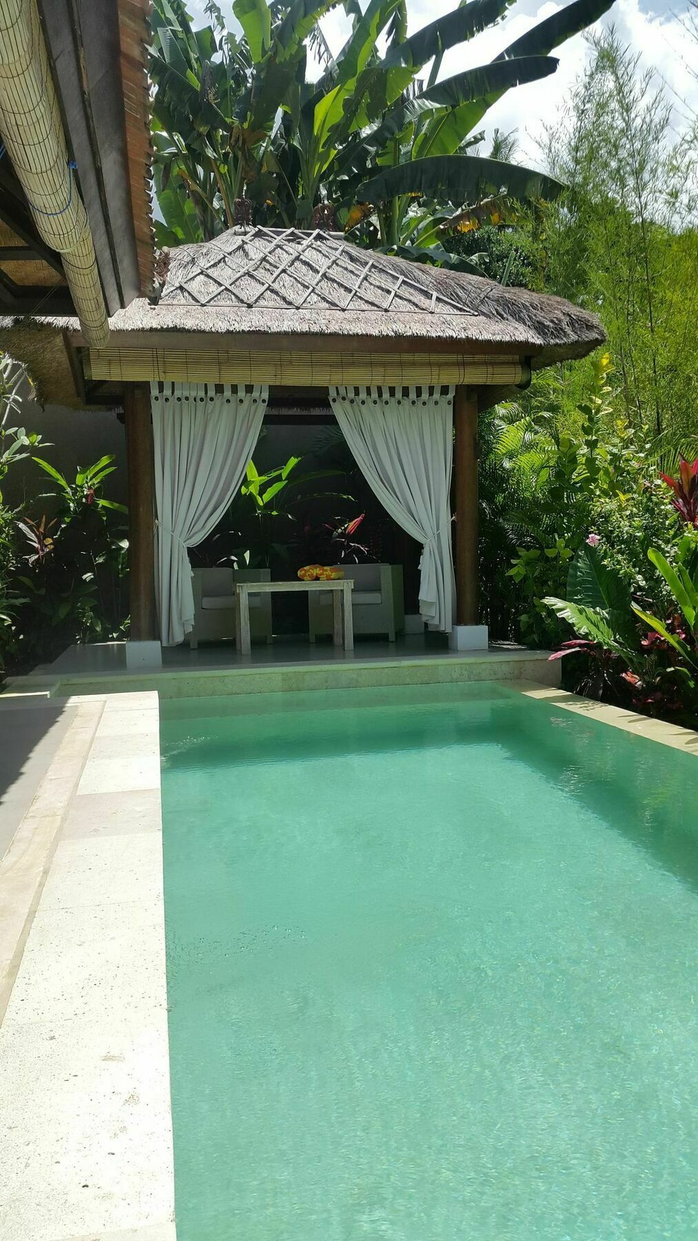 Sri Abi Ratu Villas Sukawati Exteriör bild